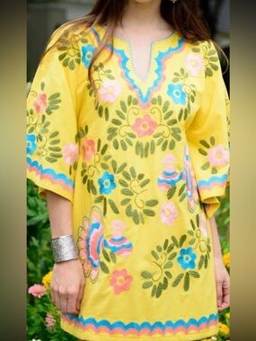 Sister Mary Nina Embroidered Floral Yellow Dress Small